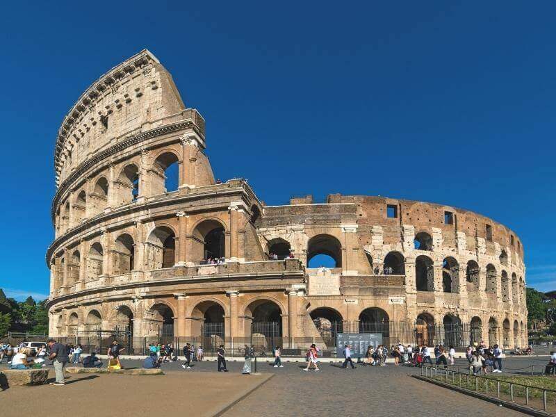 Colosseum-Rome-Best-Attractions