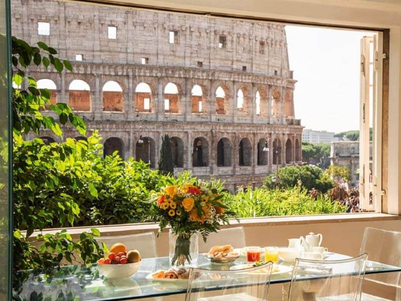 47Luxury-Suites-View-on-Colosseum-Rome