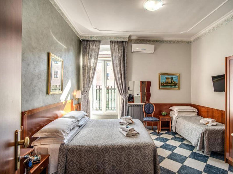Hotel-Centro-Cavour-Roma