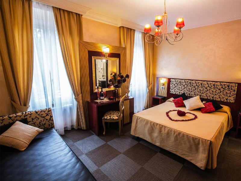Hotel-Romano-near-Colosseum-Rome