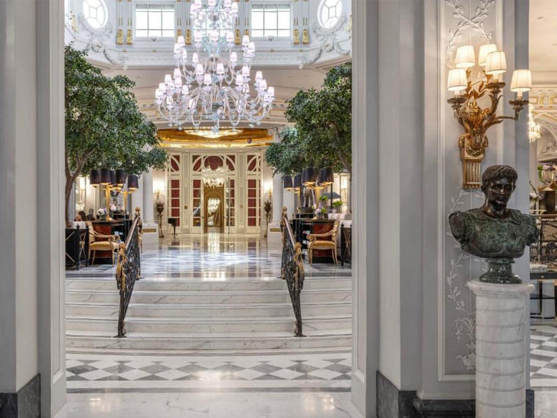St.-Regis-Hotel-Lobby