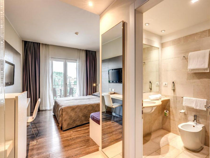 Hotel-Isola-Scara