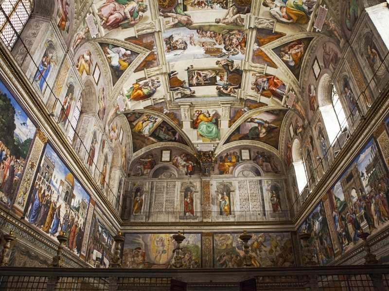 Die-Sixtinische-Kapelle-in-den-Vatikanischen-Museen.jpg