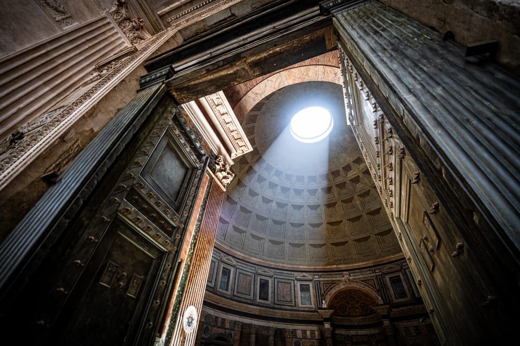 Pantheon-Rome-Inside-Dome