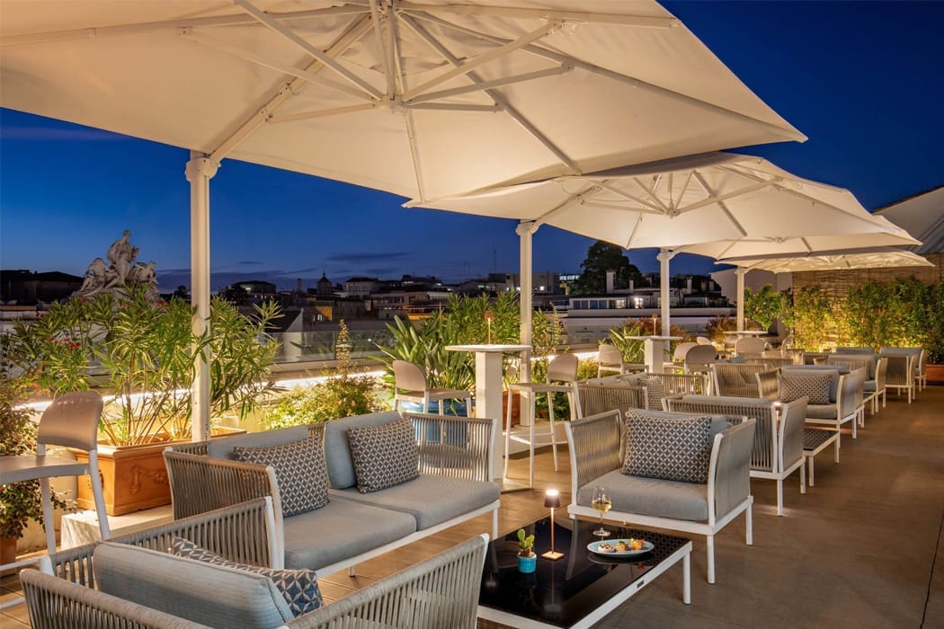 Rooftop-Terrasse-Hotel-The-Glam-Rom.jpg